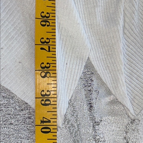 Converse White Sleeveless Drape Top - Picture 7 of 11